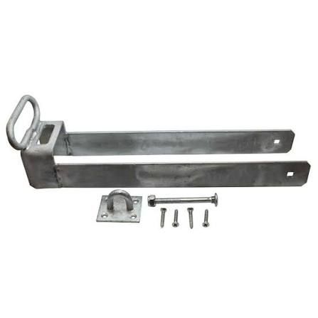 Fastener to padlock, galvanised.