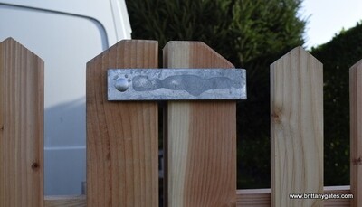 Fastener short, hot-dip" galvanised