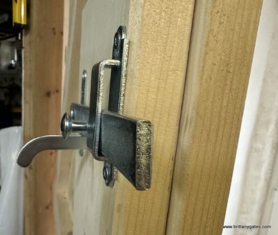 Suffolk latch, "hot dip" galvanised