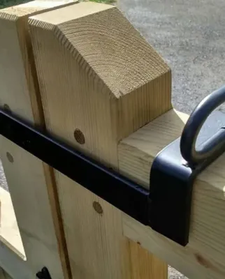 Fastener with handle, hot-dip galvanised black