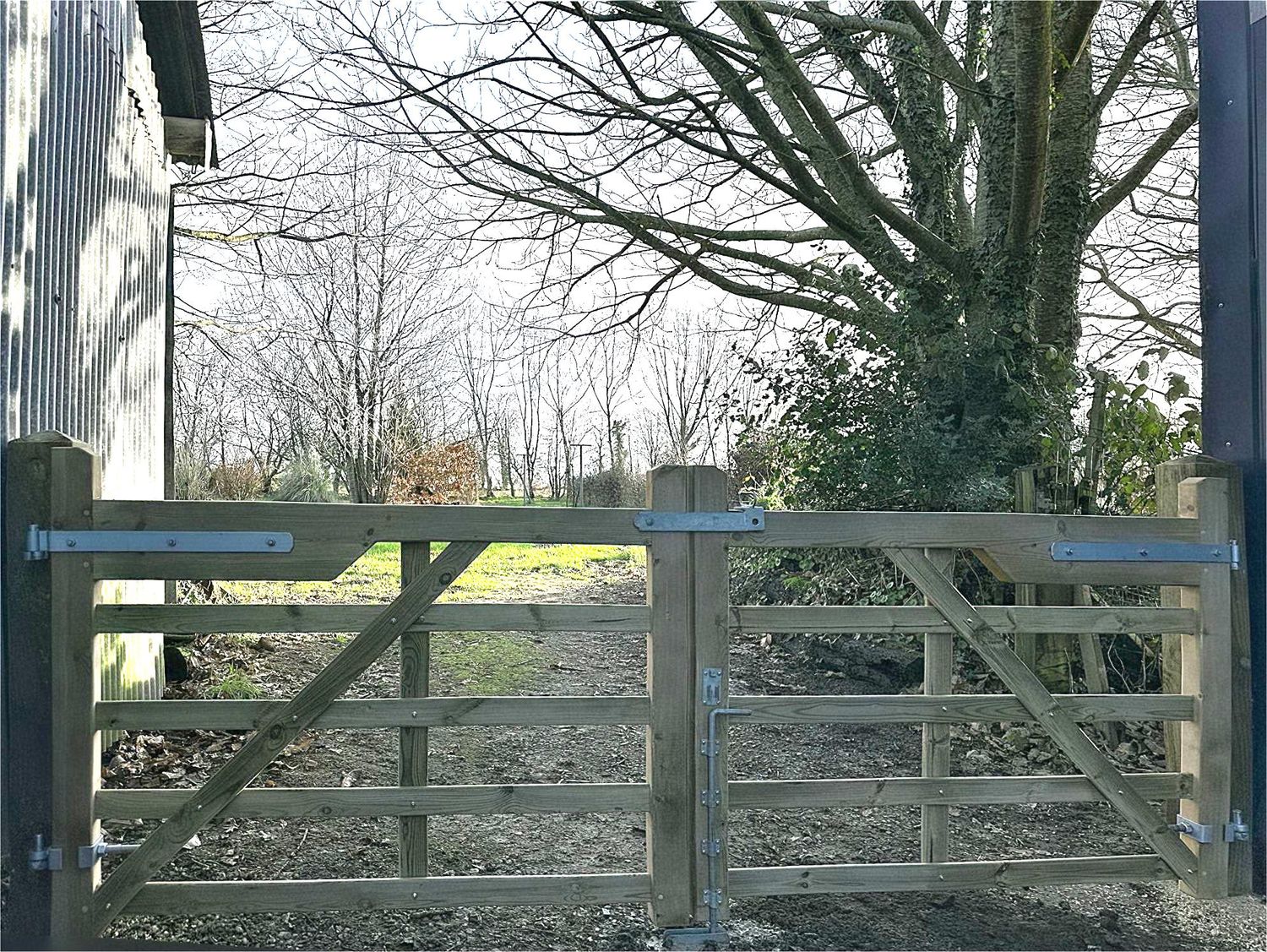 "Midsummer" Ranger gate