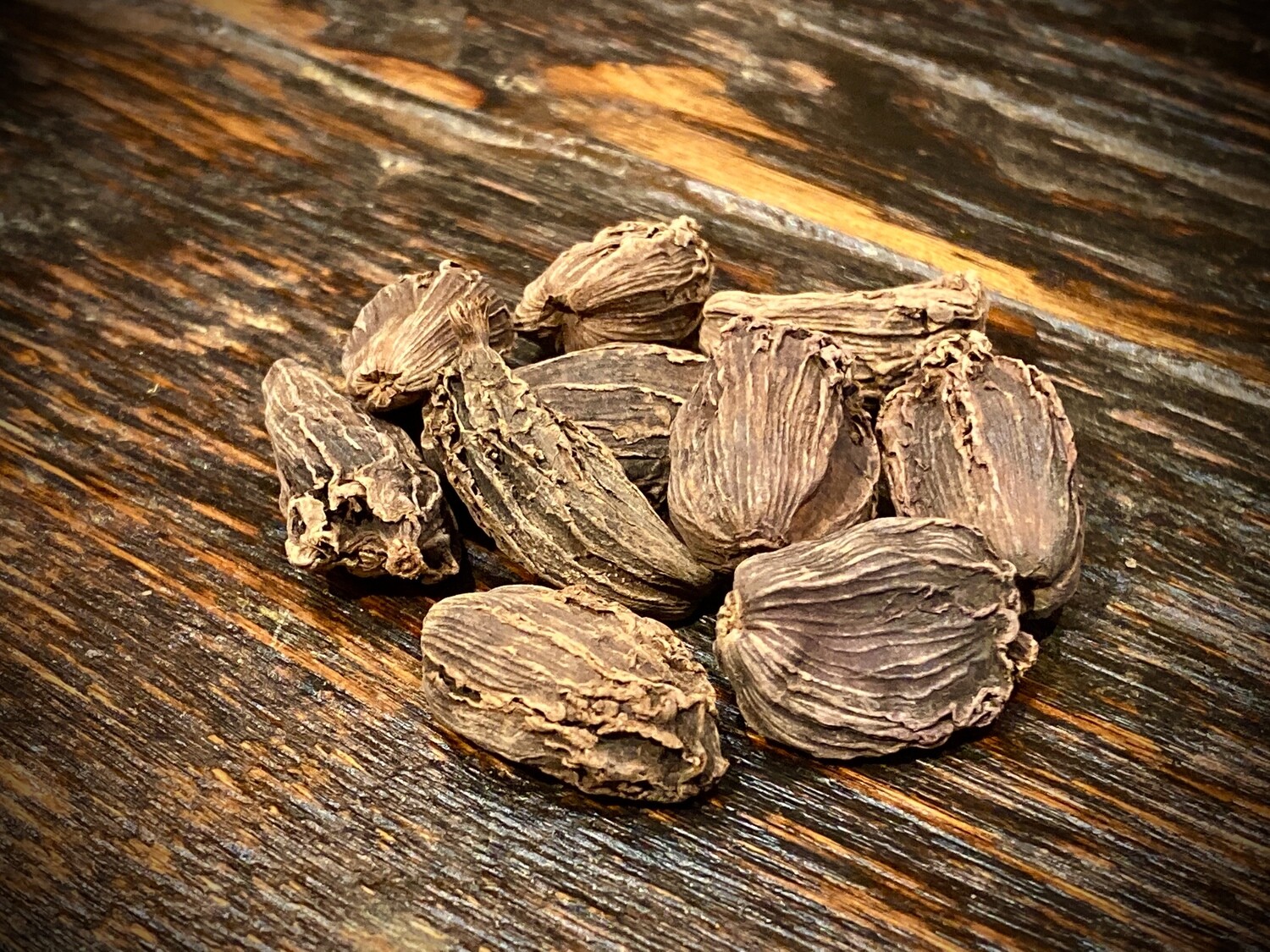 Cardamom Pods Black