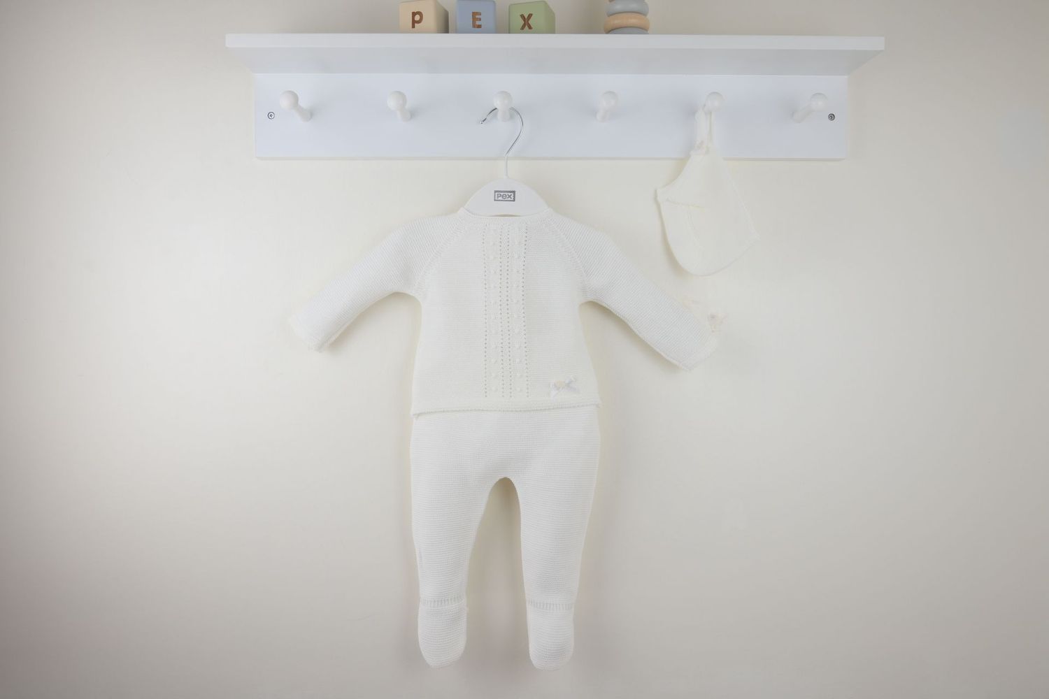 PEX 'MOLLY'WHITE KNIT TWO PIECE WITH HAT PEX546W