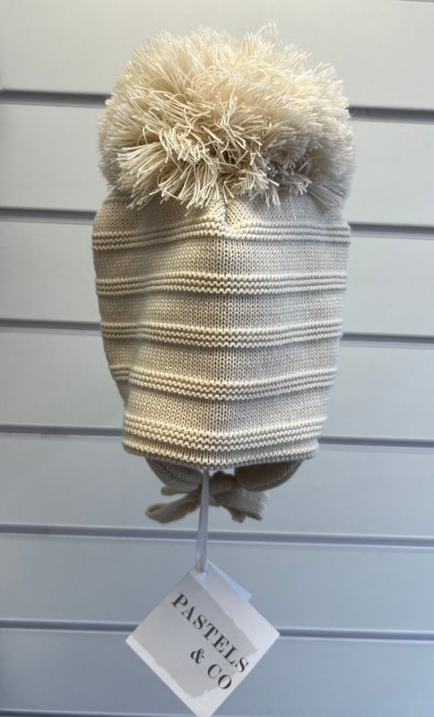 PASTELS & CO "KENDALL" BEIGE POM HAT