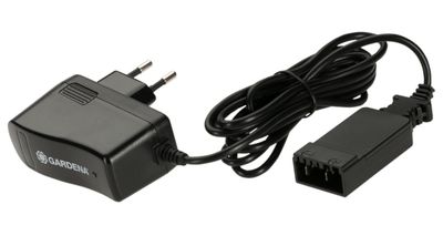GARDENA Akku-Ladegerät 18 Volt Li-Ion (Für 9823 9825 9876 9878) 8833-20