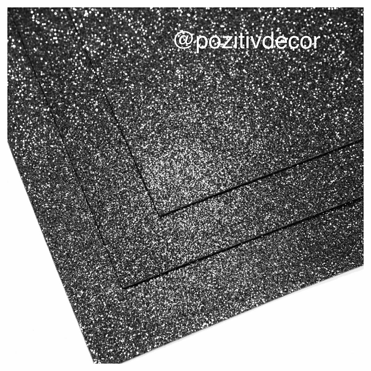 Фоамиран глиттерный - толщина 1,5 мм , размер листа 60/70 см.
Цвет - черный