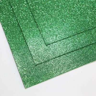 Фоамиран глиттерный - толщина 1,5 мм , размер листа 60/70 см.
Цвет - темно-зеленый