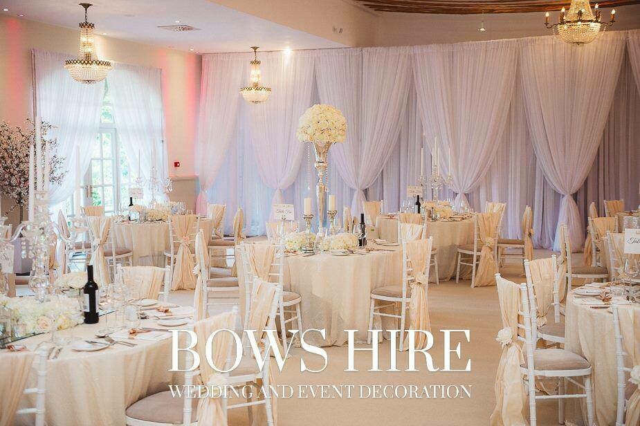Ivory Sequin Table Cloth