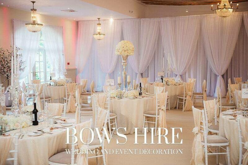 Ivory Sequin Table Cloth