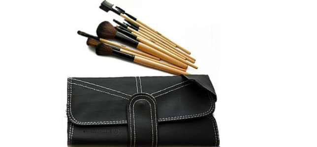 Glamorous Face Usa 12 Pcs Professional Brush Kit in Pakistan
