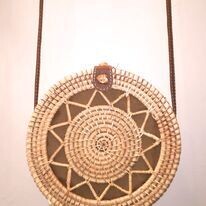 CARTERA RATTAN REDONDA | Vetska - Vetska.com