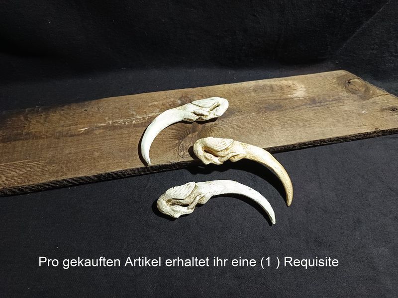 Verziertes Karambit (Elfenbein Optik) Verziertes Karambit (Elfenbein Optik)