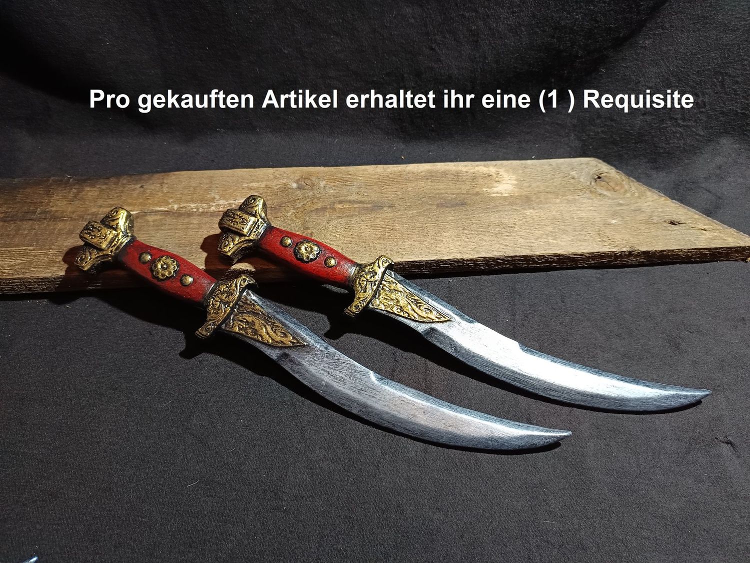 Dolch aus  Serennian (roter Griff)