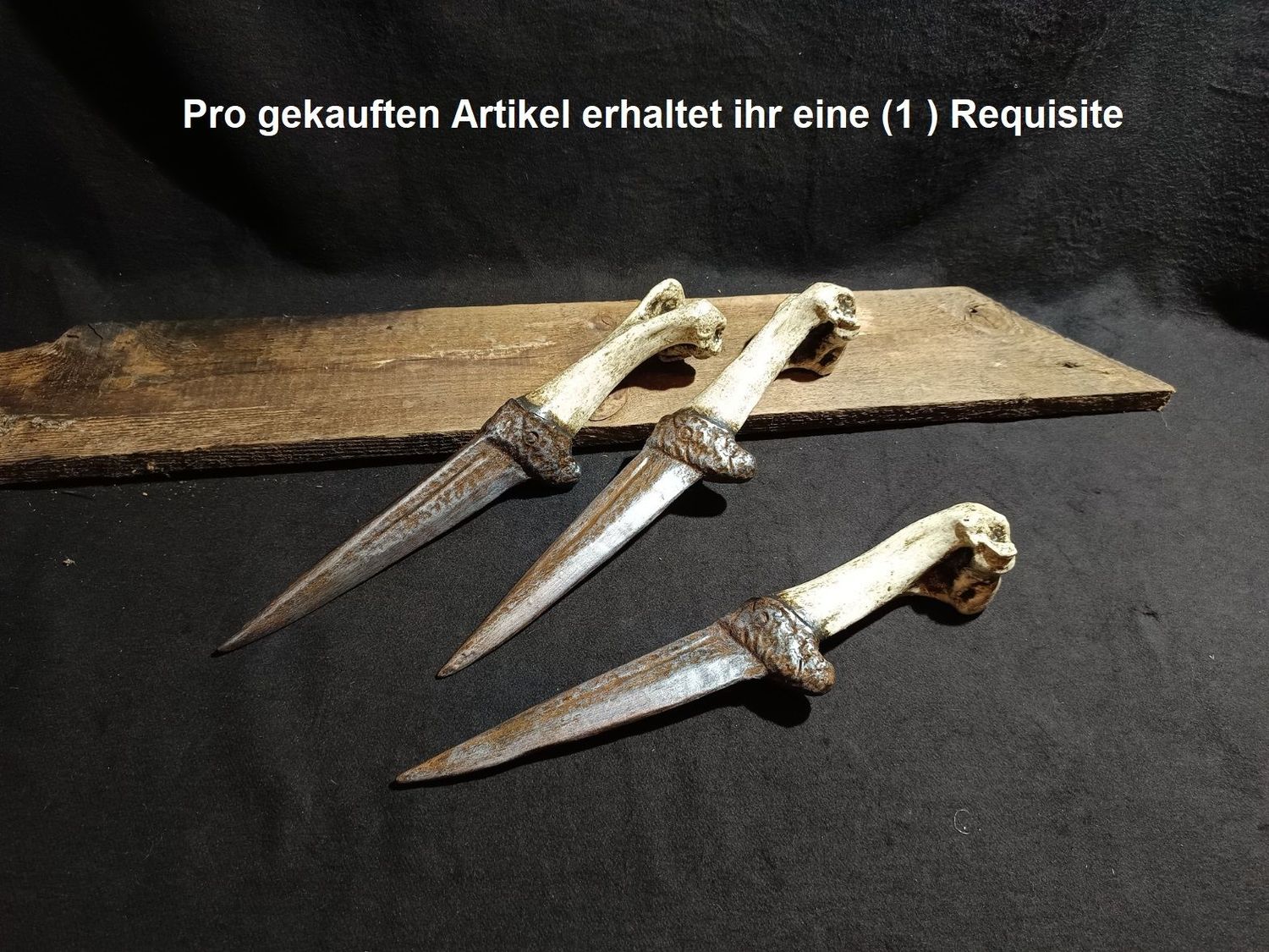 Kriegsmesser mit Knochengriff