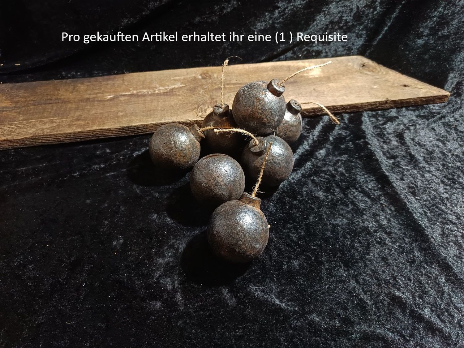 Kleine Sprengbombe (Requisite)