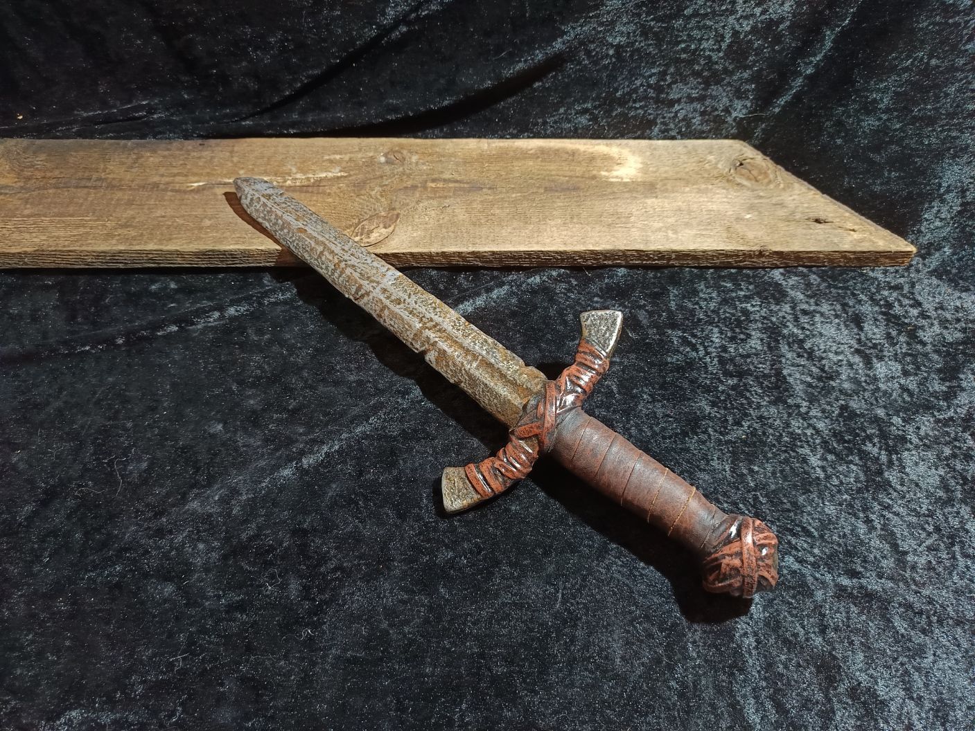 Verwittertes Kurzschwert Verwittertes Kurzschwert