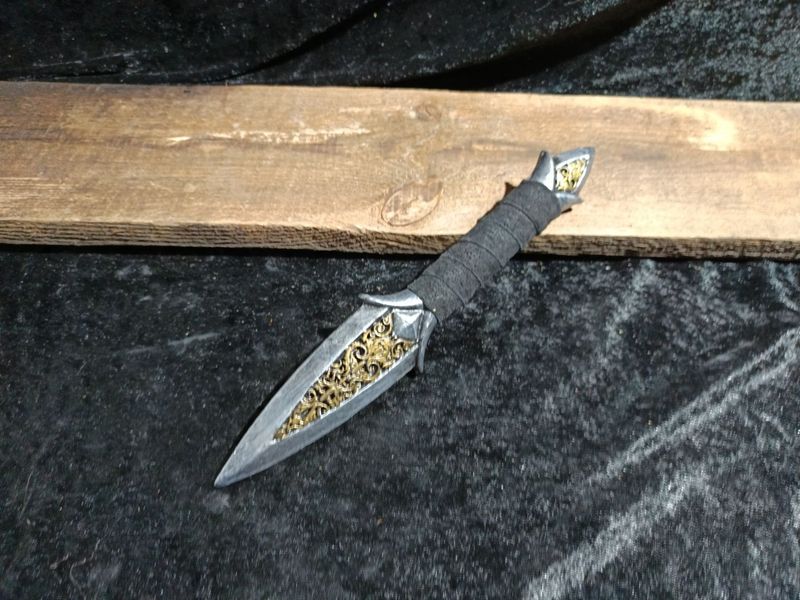 Dämmerstich ( silber/gold Optik) Dämmerstich ( silber/gold Optik)