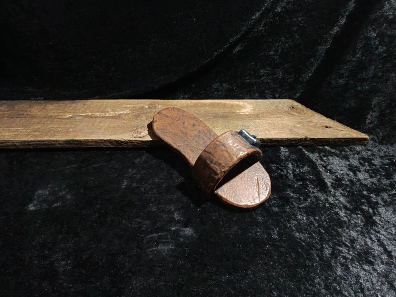 Lederschlappen "Schnalle"