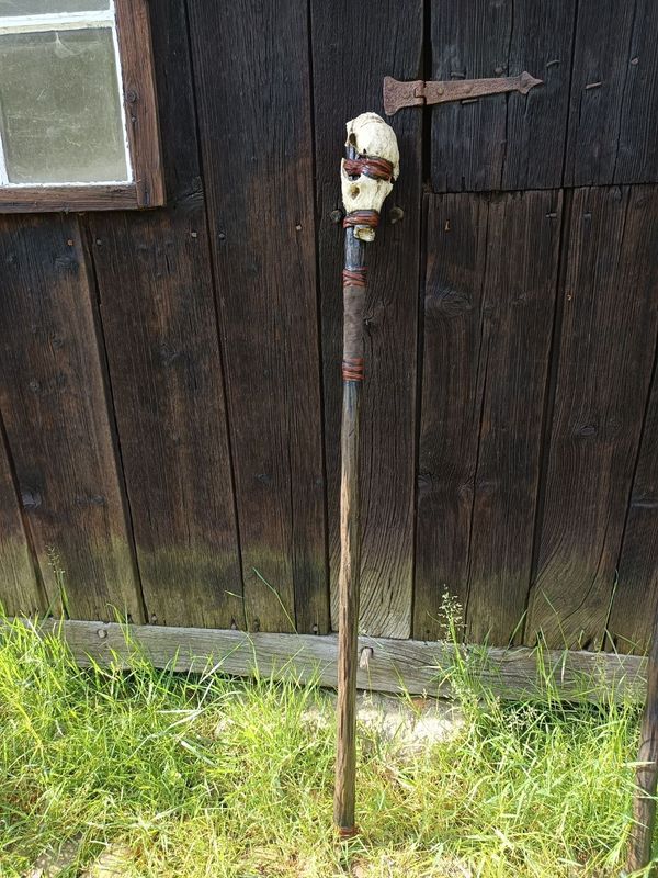 Totemstab der Karli Ebenen Totemstab der Karli Ebenen