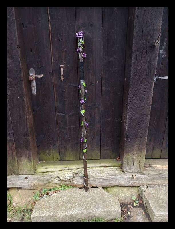 Valiara´s Rosenstab des Nachthains Valiara´s Rosenstab des Nachthains