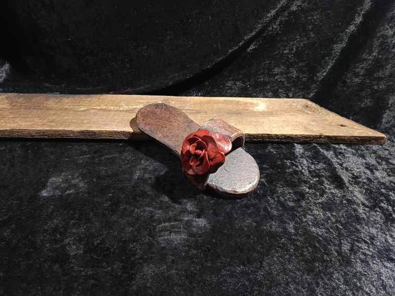 Lederschlappen "Rose"