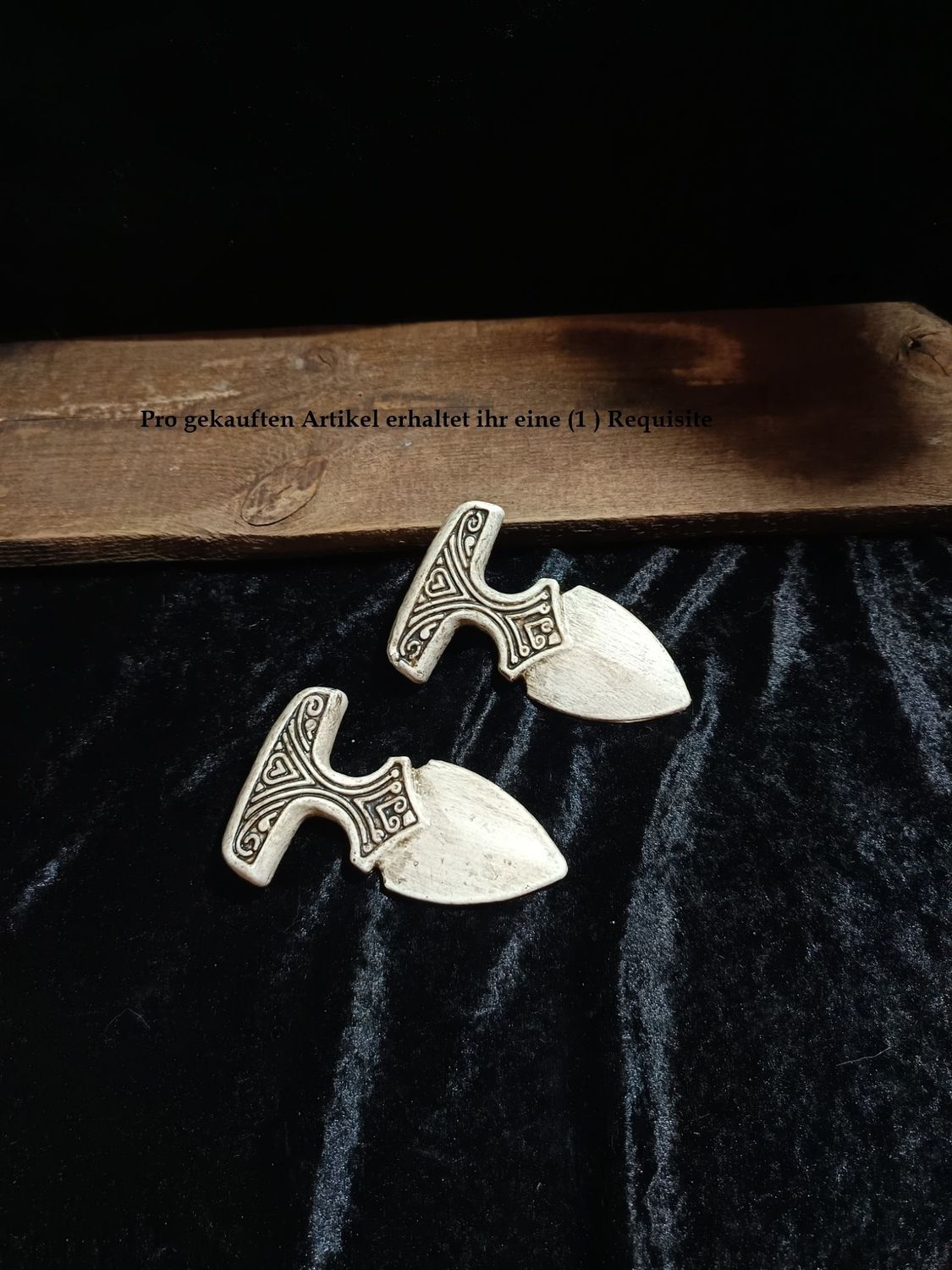 Verziertes  Stoßmesser (Knochenoptik)