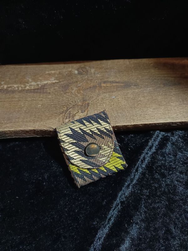 Nadeletui mit 3 Nadeln