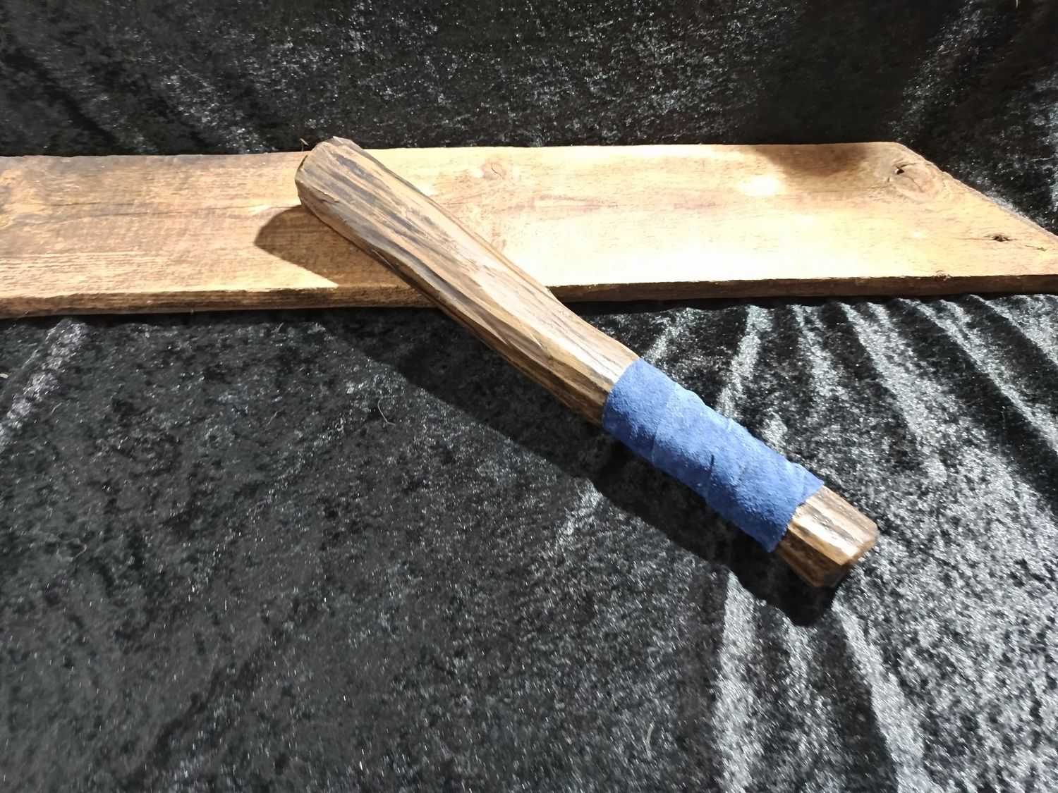 Einfacher Knüppel (Blaue Lederwicklung)