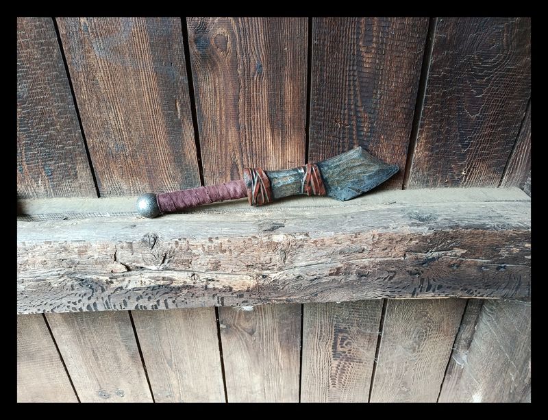 Rustikales Kriegsmesser Rustikales Kriegsmesser