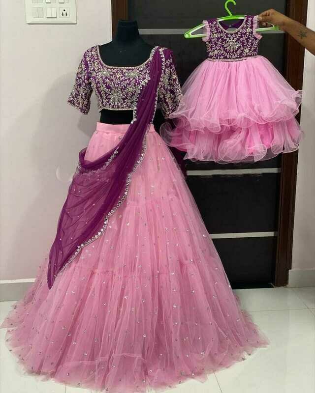PINK MOM AND BABBY WITH HAND WORK DUPATTA AND MAGGAM WORK IN BLOUSE