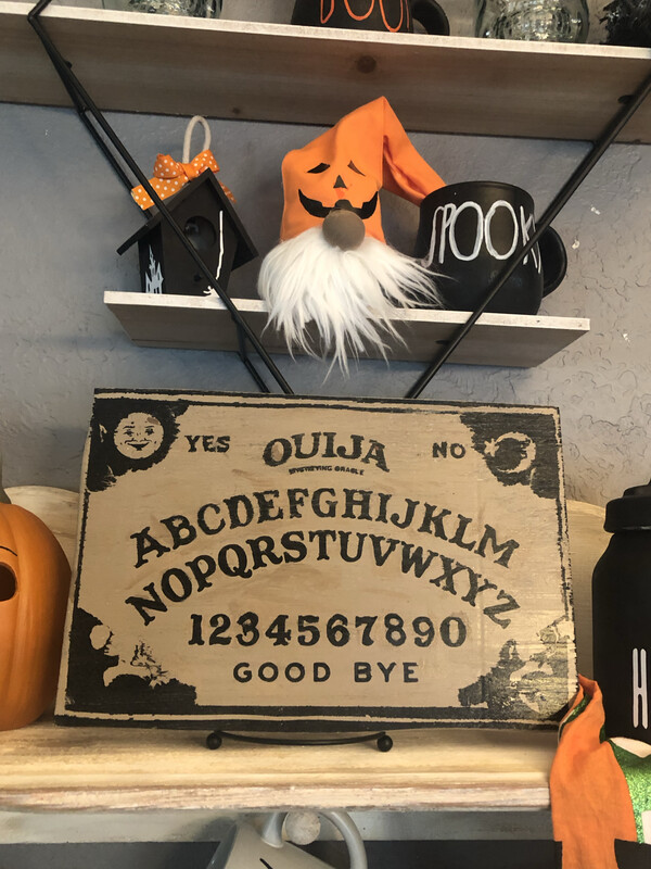 Gnomies