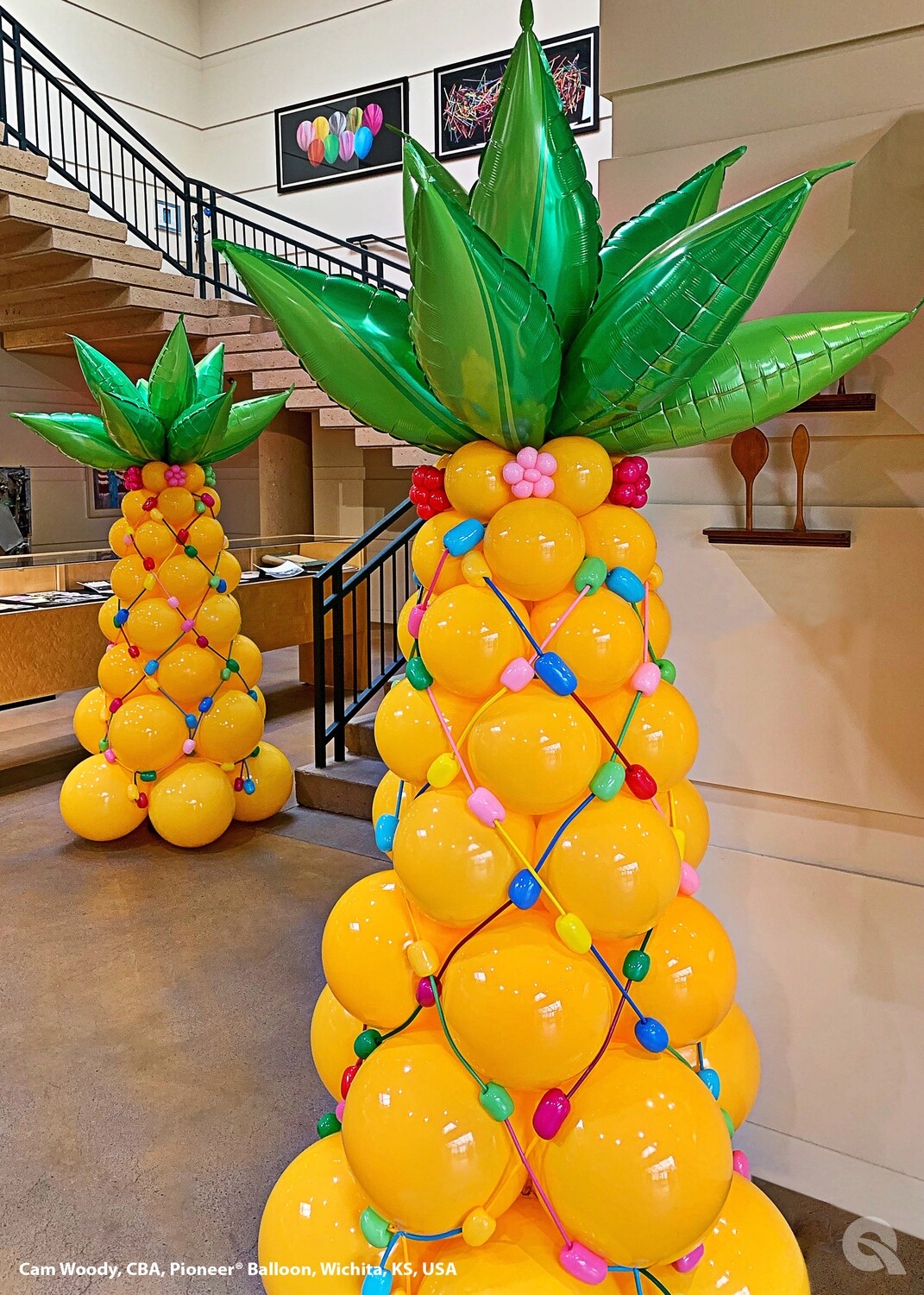 pineapple balloon arch