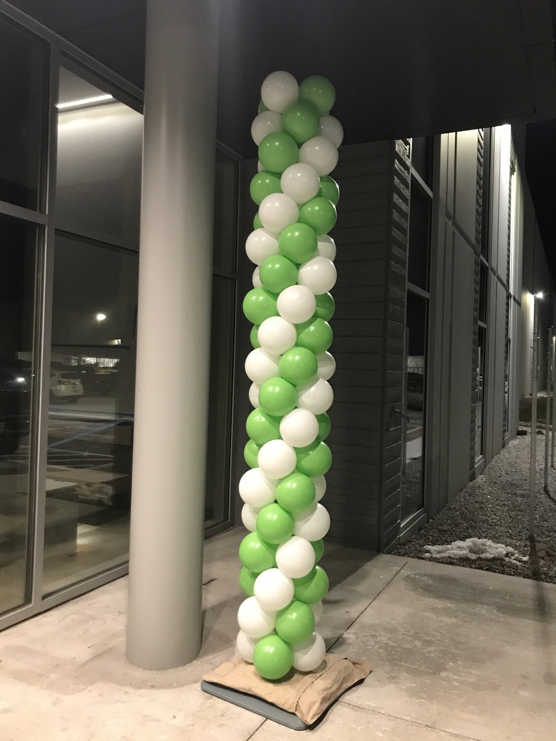 Just One classic balloon columns 10 feet high