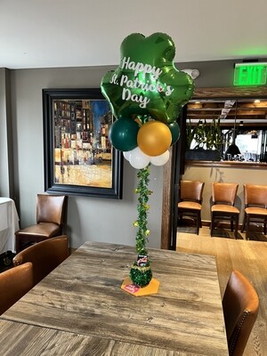 Saint Patricks Day table centerpiece balloon, about 4 feet (indoors)