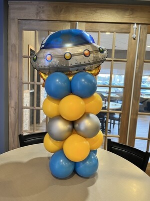 spaceship (or any other theme) balloon arrangement