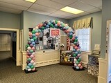 Traditional (even bubble) arch, confetti pattern, random pastel colors