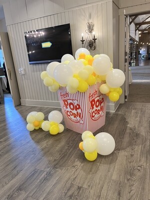 Popcorn Box Arch with air filled bubble garland