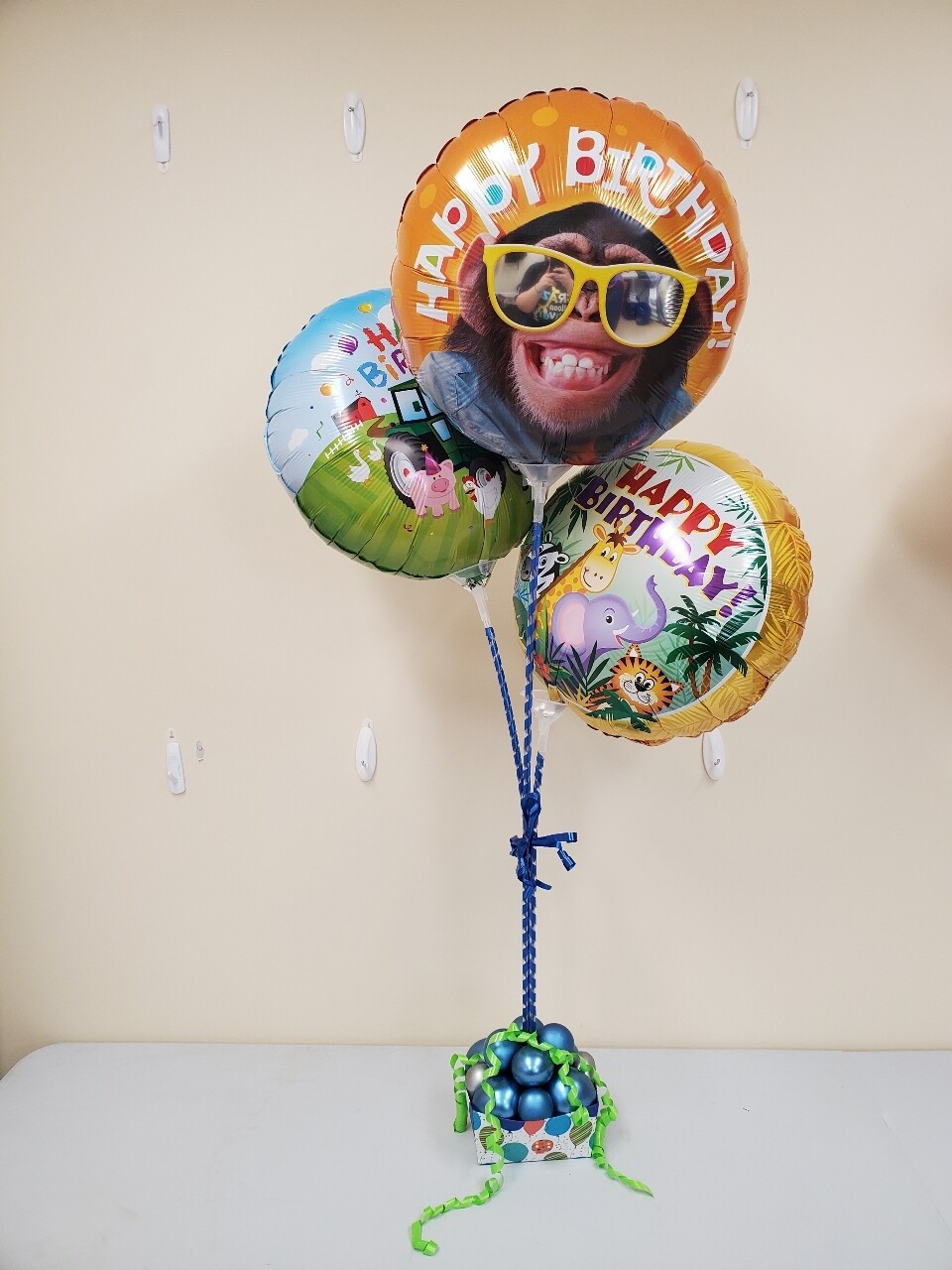 Animal lovers Birthday Balloon Bouquet, helium free (for indoors)