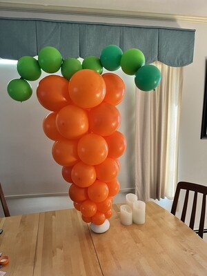 Carrot balloon petite-column, indoors only (price per each)
