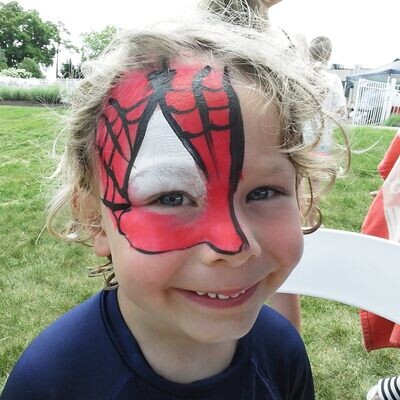 BUSKING face painter (for events with more than 200 people, 2.5 hour minimum)
