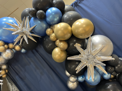 Large-bubbled garland for large venues, 8 foot chunks, larger bubbles