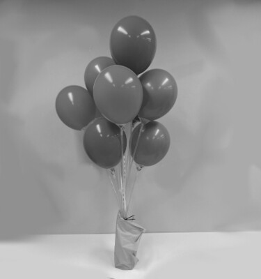 Longer lasting 9-balloon bouquet, helium free (indoors only)