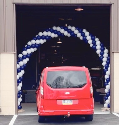 Drive under (super sized) balloon arch Balloon arch Blue Bell, PA King of Prussia, PA