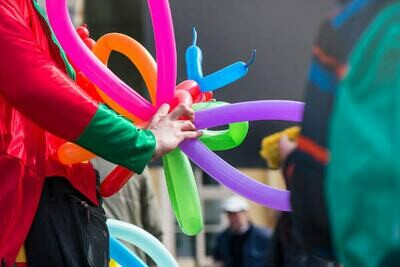 Balloon twister Balloon twister