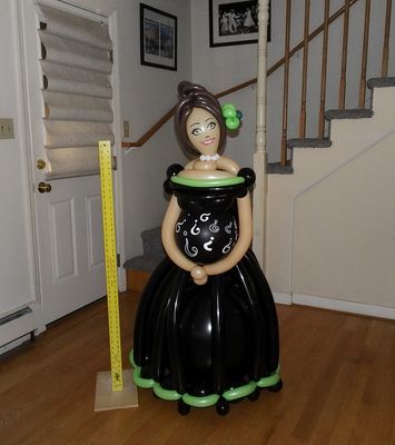 Ultimate course, how to make (and how to sell) the 5 foot tall gender reveal balloon art
