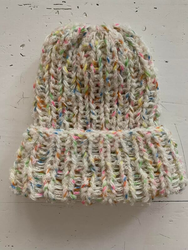 White Alpacca Hat w/ Colourful Spots