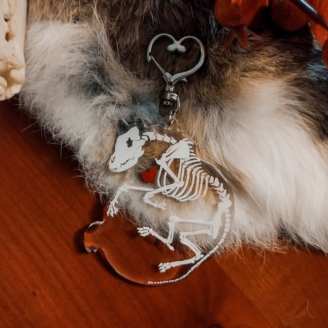 Porte-clef loup squelette