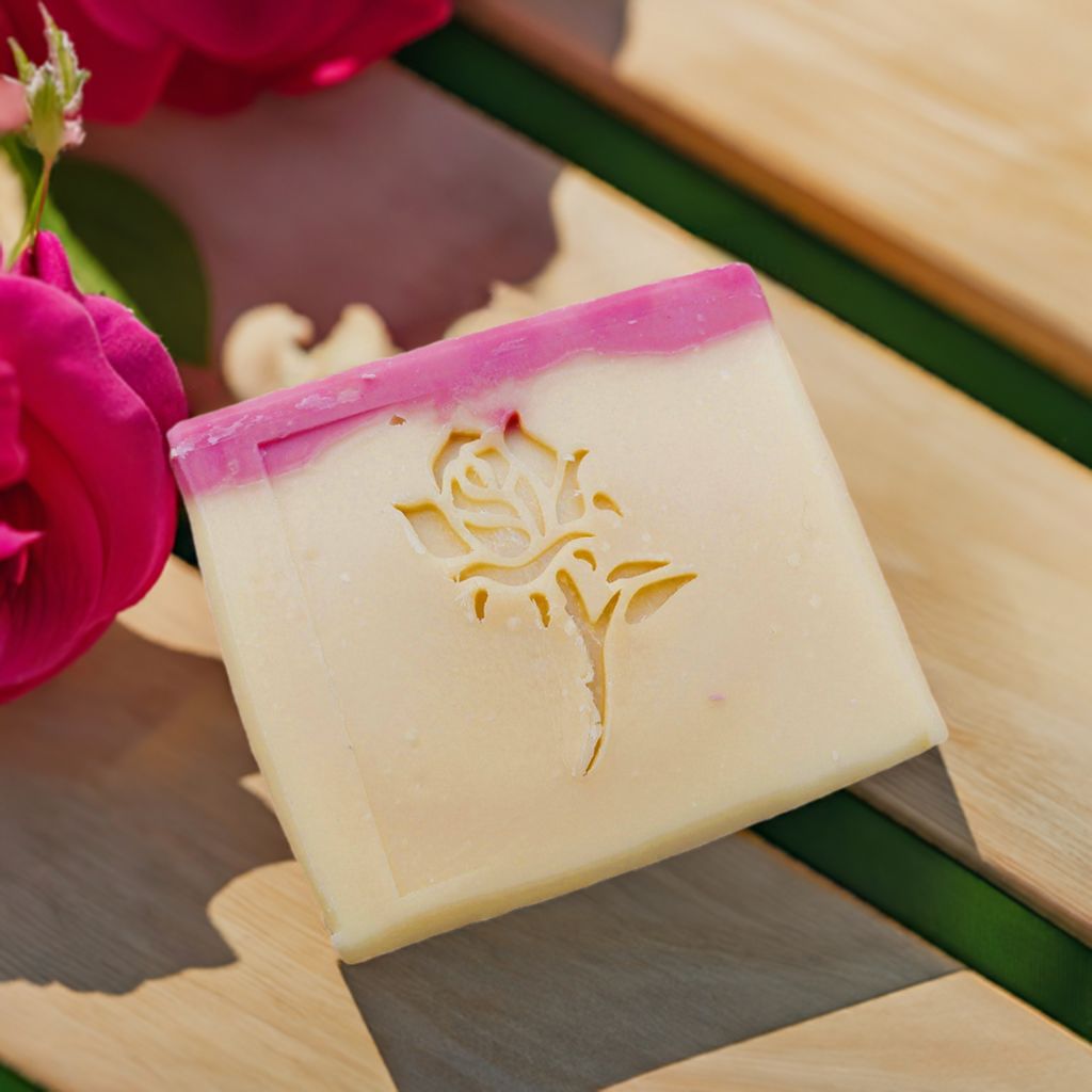 Bio Stutenmilch Seife? „Victoria Rose – blumige Pflege“