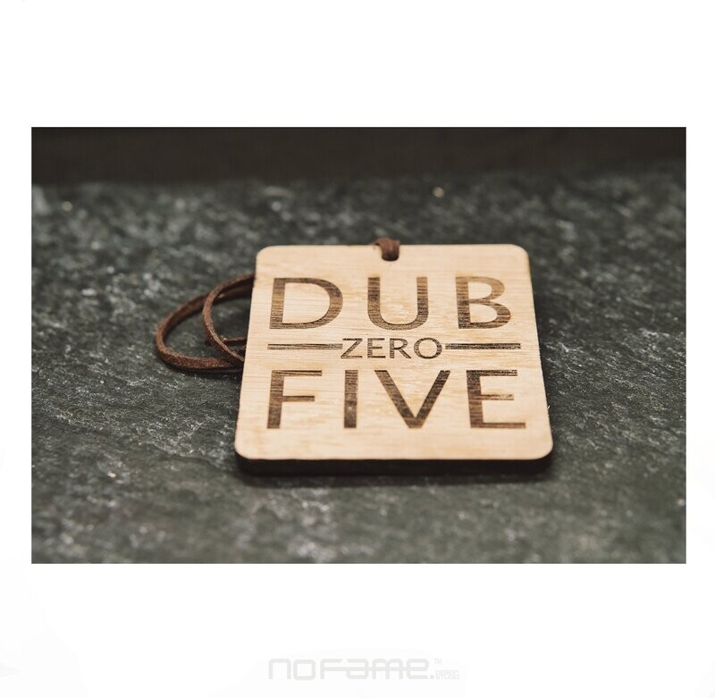 DUB zero FIVE DB-15 mit 5ml Duftspray