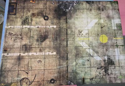 Battlemat Hangar rebelle  60'x44' avec défaut